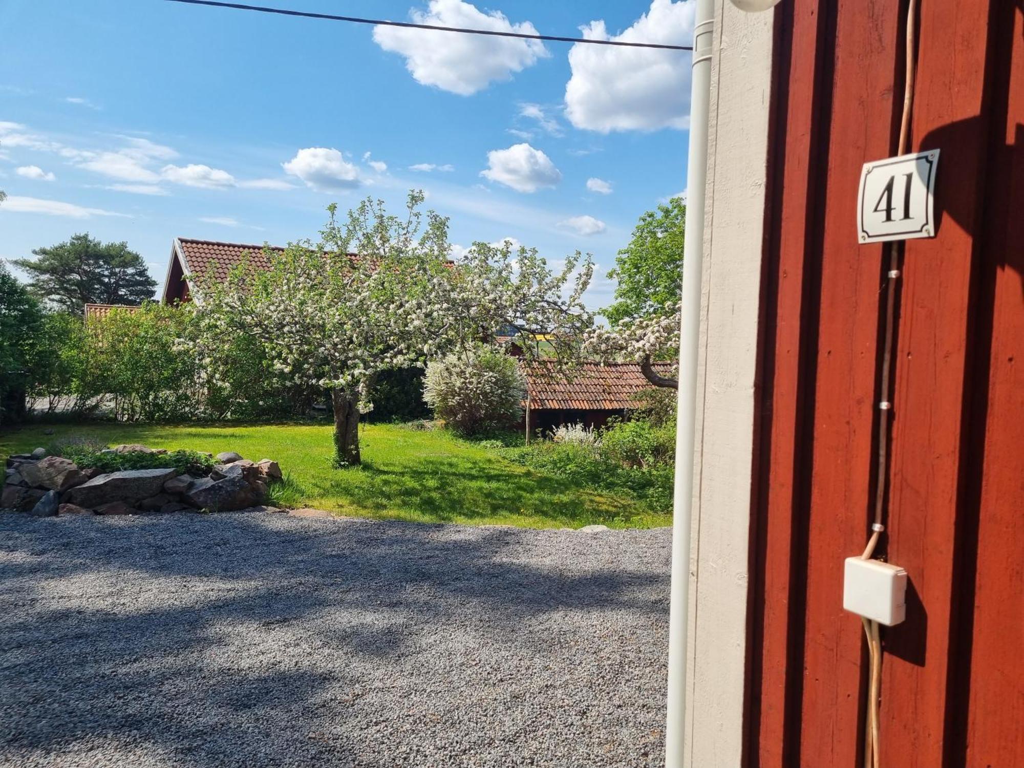 Saellinge House - Cozy Villa With Fireplace And Garden Close To أوبسالا المظهر الخارجي الصورة
