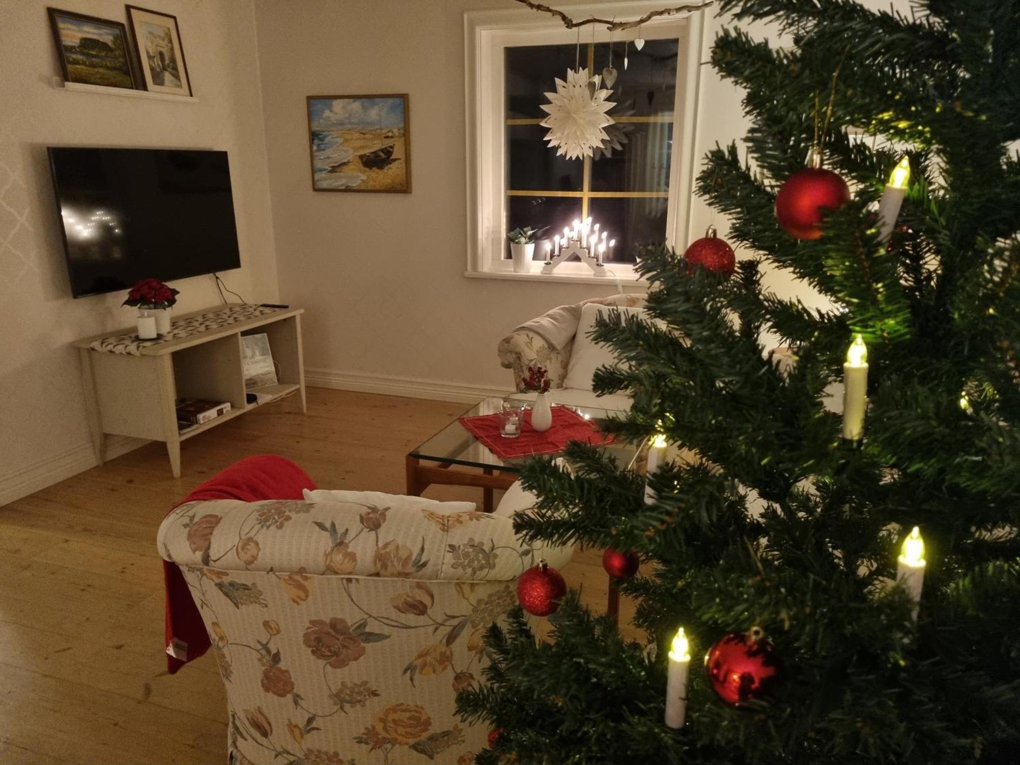 Saellinge House - Cozy Villa With Fireplace And Garden Close To أوبسالا المظهر الخارجي الصورة