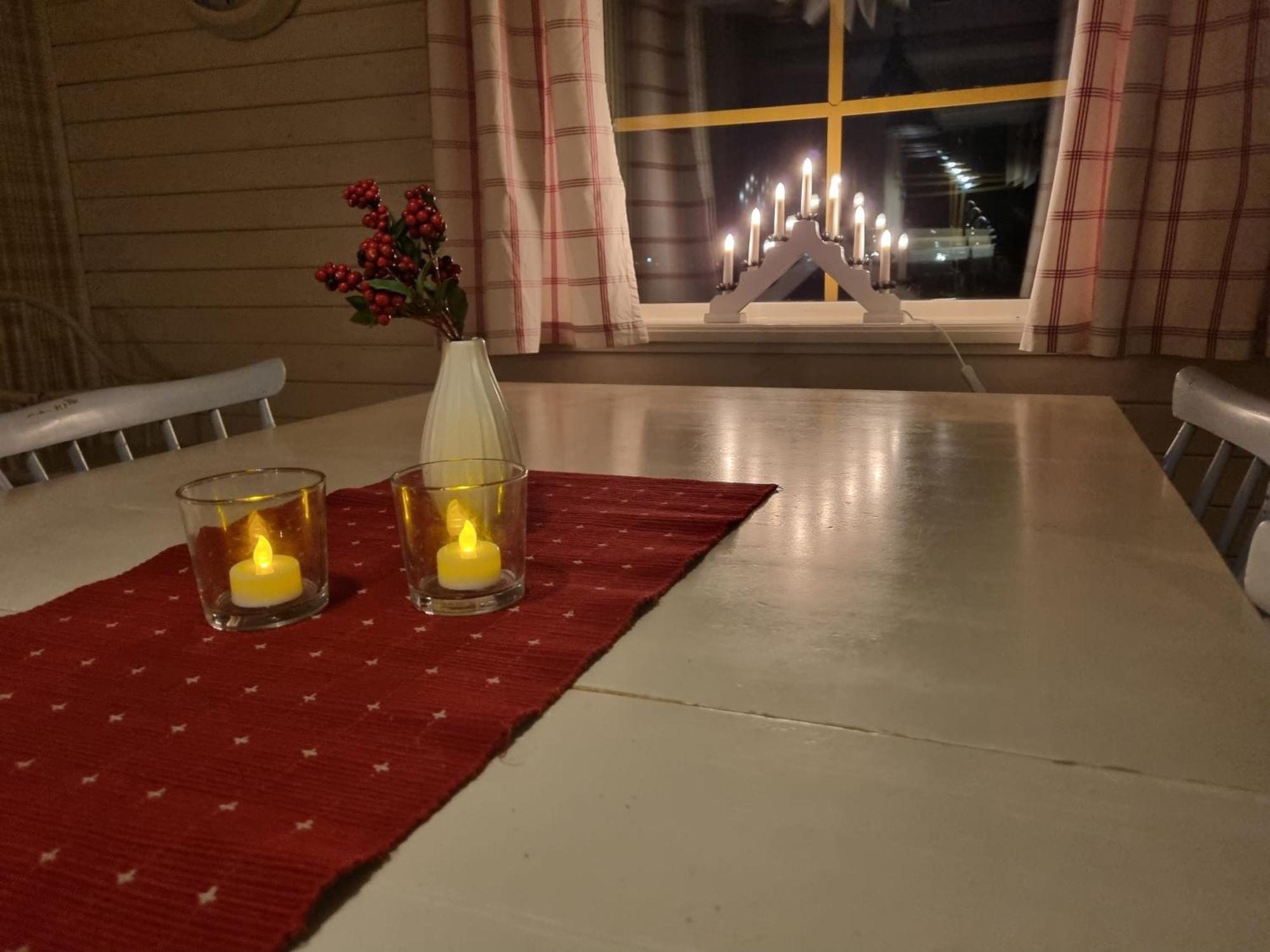 Saellinge House - Cozy Villa With Fireplace And Garden Close To أوبسالا المظهر الخارجي الصورة